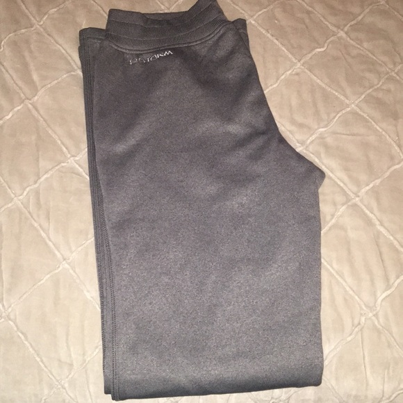 Under armor fleece lined pants - Picture 3 of 4